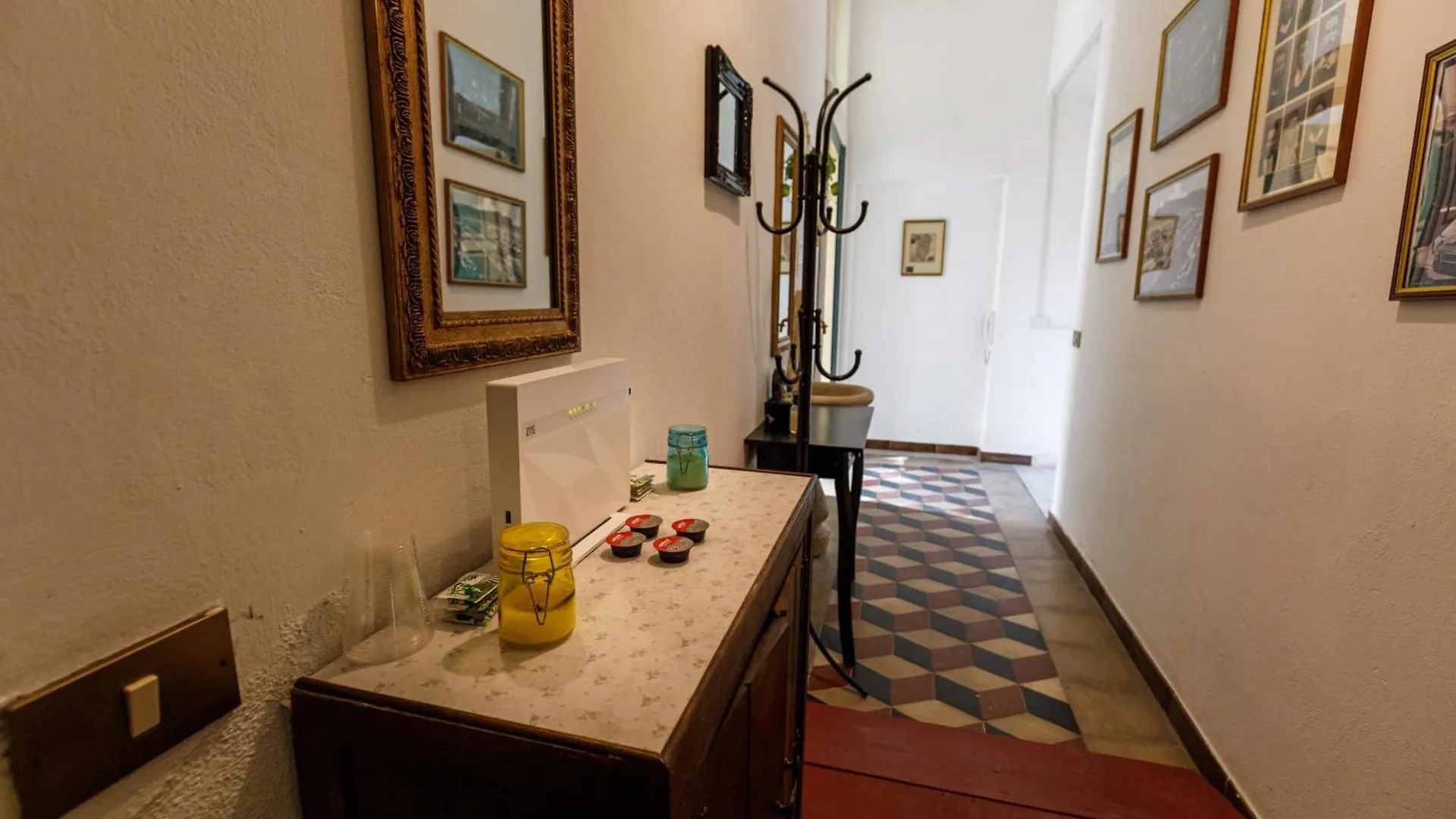 Onlyrooms III - Real City Center Κάλιαρι 0*,