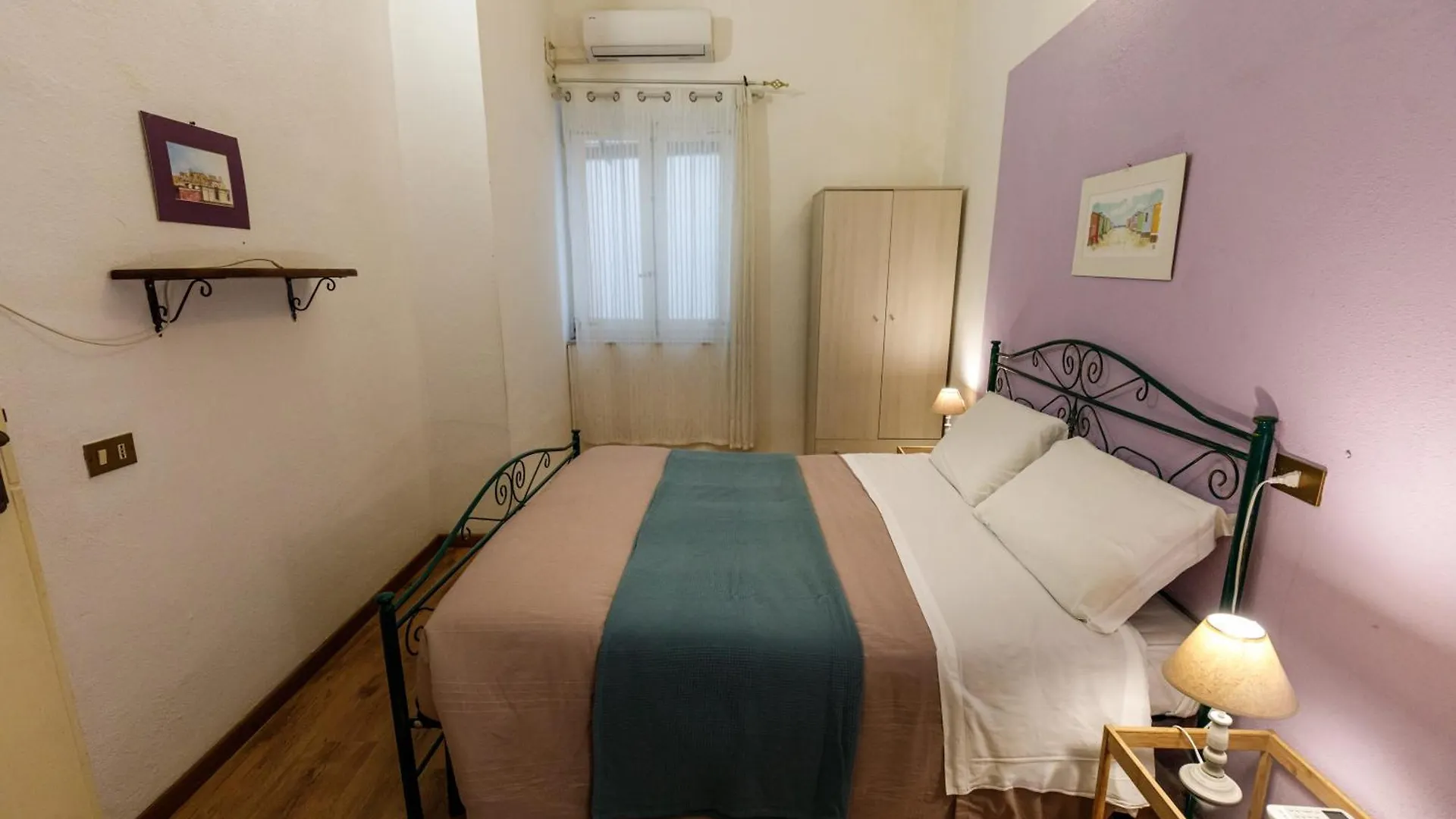 Onlyrooms III - Real City Center Κάλιαρι Ιταλία