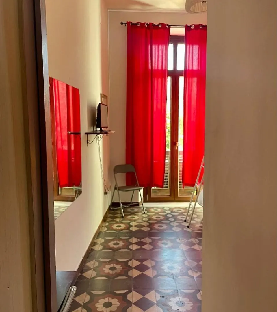 Πανσιόν Onlyrooms III - Real City Center Κάλιαρι